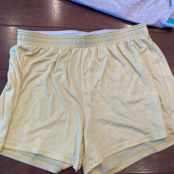 Disney Pajama Sets Pink and Yellow - Picture 5 of 12